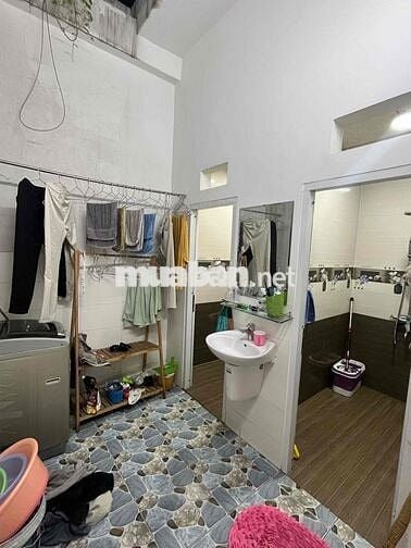 Nhà p.Tân Mai 1 trệt 1 lầu 3 phòng ngủ