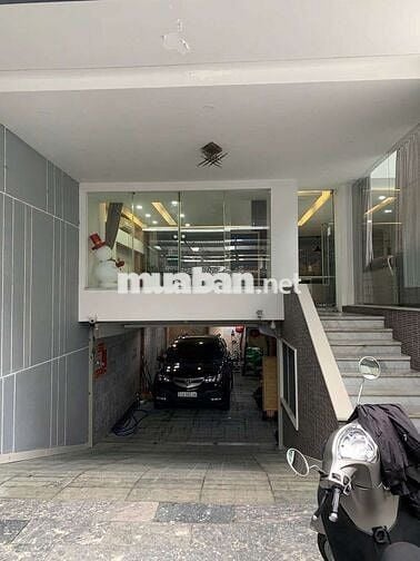 Cho thuê Biệt Thự 10x22 Hầm lửng 4 lầu ( Cách Mạng Tháng 8 )
