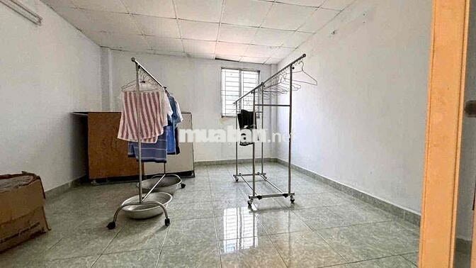 NGAY BẾN XE MIỀN TÂY 58m2 NHÀ 3 TẦNG GIÁ TỐT