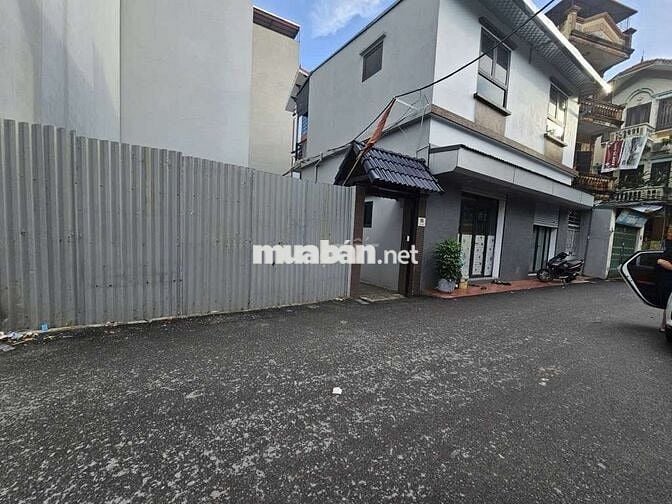 Nhà LÔ GÓC 72m², Mặt Tiền 5M Phân Lô Ô TÔ Tránh Kinh Doanh ở Linh Đàm