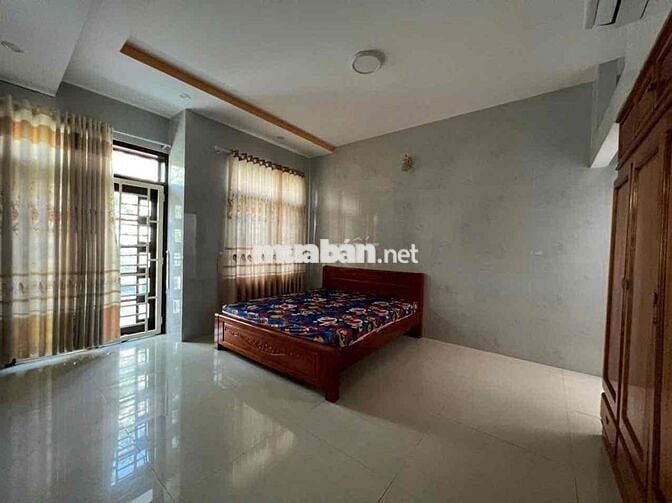 Cần bán căn nhà 3 tầng - Mặt tiền đường Dã Tượng