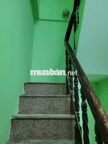 💢Cho thuê nhà 1trệt 1lầu 3pn 2wc 1bếp DT 4x13 nhà khu 38ha
