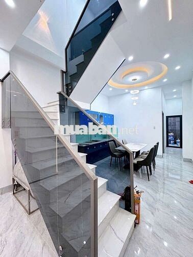NHÀ XÂY MỚI - HẺM 311 NGUYỄN VĂN CỪ