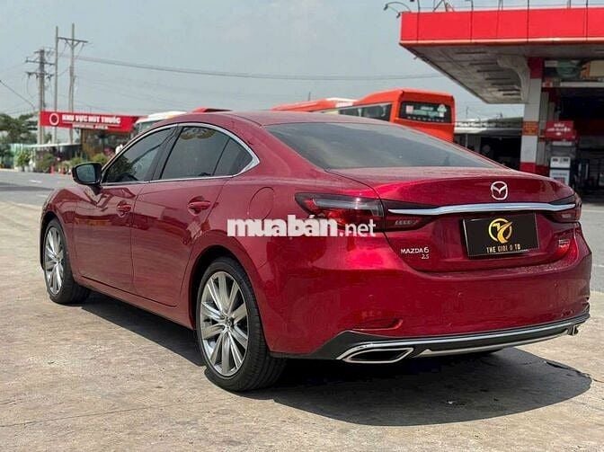 MAZDA 6  Signature Premium 2.5 AT - 13000 km