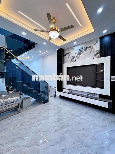 NHÀ XÂY MỚI - HẺM 311 NGUYỄN VĂN CỪ