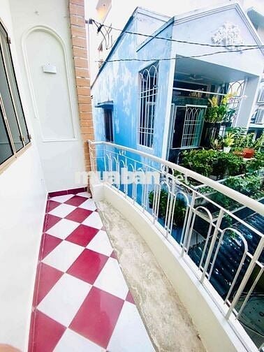 Nhà NC Q.10 4 tầng 3PN4WC ở gđ, sv ở ghép, KDOL, làm CHDV, ở tầm 10 ng