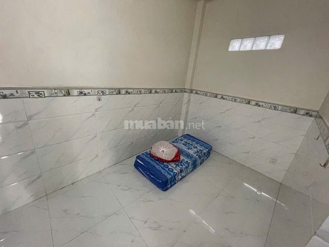 Nhà công năng lớn Bùi Văn Ba, 04 Tầng, DT ~35m2