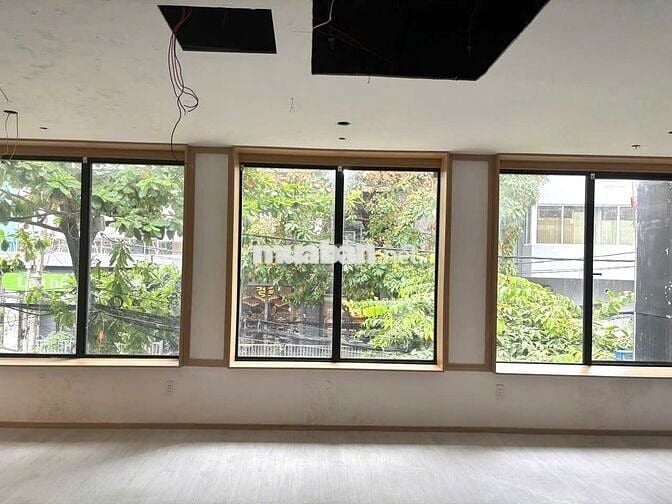 Cho Thuê Nhà Đường Bàu Cát, Tân Bình ( DT 7.5x18m - Nhà Đẹp Lầu Suốt )