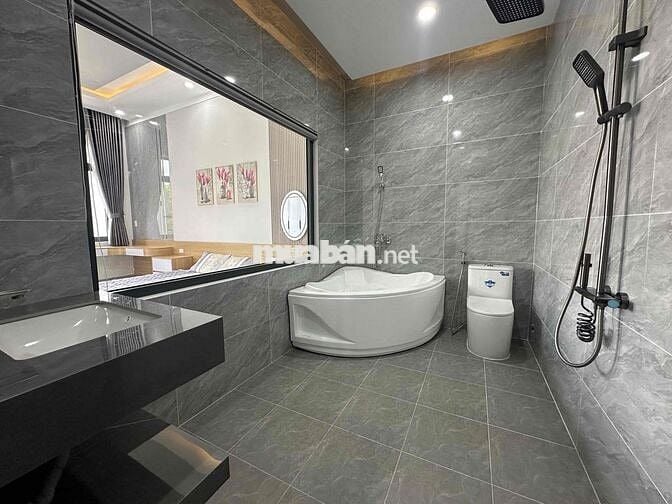 BÁN NHÀ PHỐ MẶT TIỀN KINH DOANH - TẶNG FULL NỘI THẤT - SÂN XE HƠI