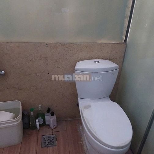 Cho thuê nhà mặt tiền Trường Chinh, P.15, Q.Tân Bình giá 15tr