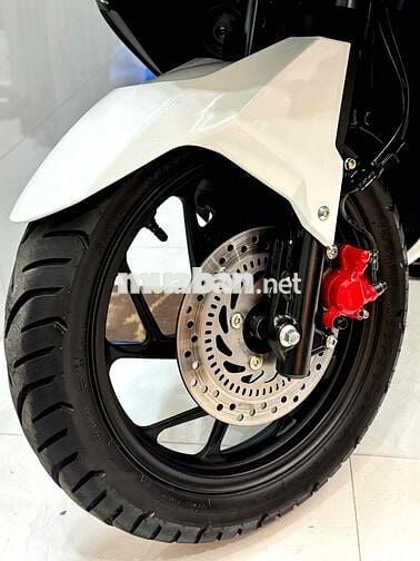 VARIO 160 ABS mẫu 2023 nhập Indo 1chủ ít đi8000km