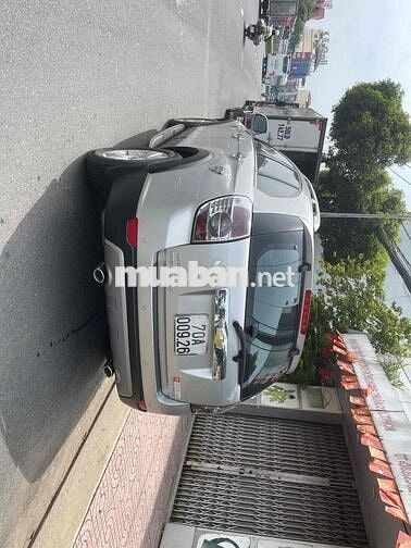 Chevrolet Captiva 2011 LT Maxx 2.4 MT - 87000 km
