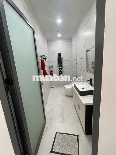 Nhà cấp 4 cho thuê hẻm oto full nội thất