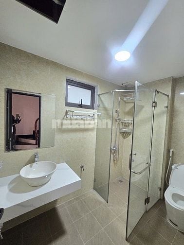 Bán nhà 5 tầng lô góc phố Yên Hòa, Cầu Giấy, gần phố, nhỉnh 7 tỷ.