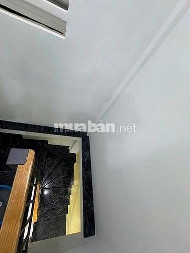 Cho thuê nhà nguyên căn đường Trần Hưng Đạo, Phường Cầu Kho, Quận 1