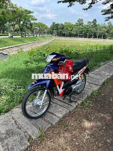 Xe Wave 12ly54 chạy giao hàng cần chia tay