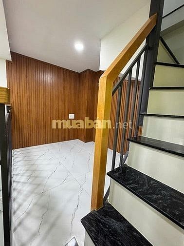 Cho thuê nhà nguyên căn đường Trần Hưng Đạo, Phường Cầu Kho, Quận 1