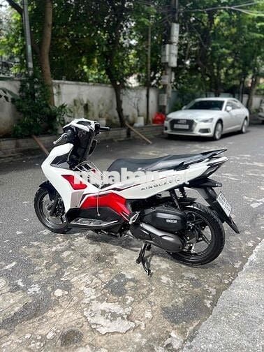 Xe Máy Anh Thao air blade 125cc màu trắng đỏ