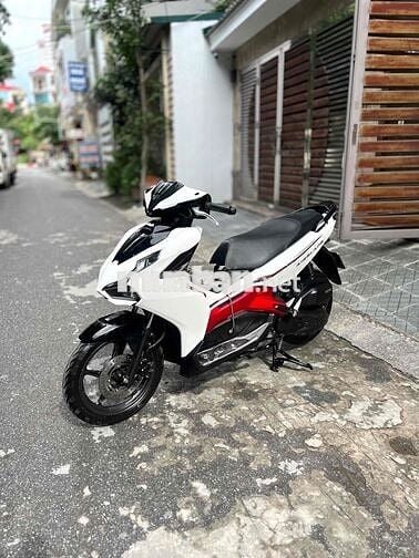 Xe Máy Anh Thao air blade 125cc màu trắng đỏ