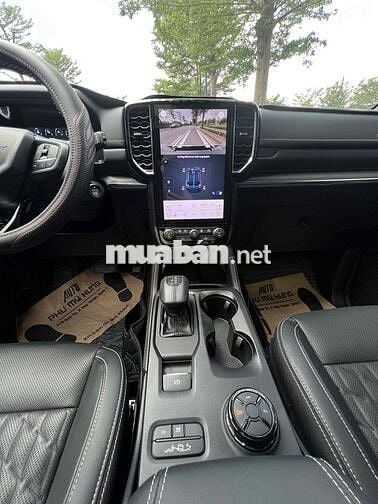 Ford Everest 2025 Platinum 2.0L 4x4 AT - 5100 km