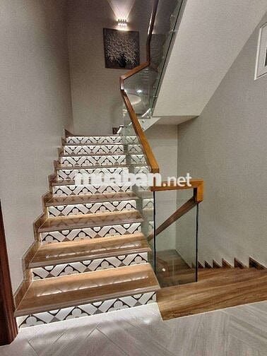 824 Huỳnh Tấn Phát, Tân Phú, Q7, 68m2, 3Tầng ,Ngang5.5mx15, Nhỉnh 8tỷ