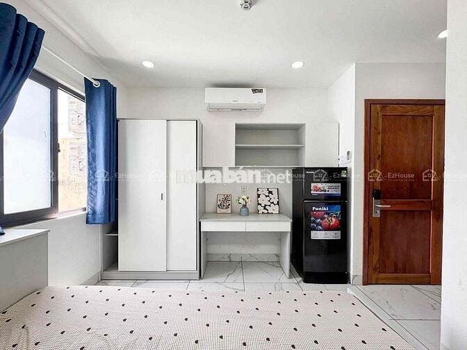 Studio Cửa Sổ 24m2 - Gần Đại Học Tài Chính Marketing - Sân Bay TSN
