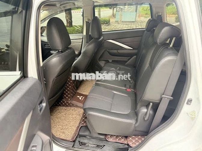 Mitsubishi Xpander 2023 Pre trắng-26.600 km-giá TL