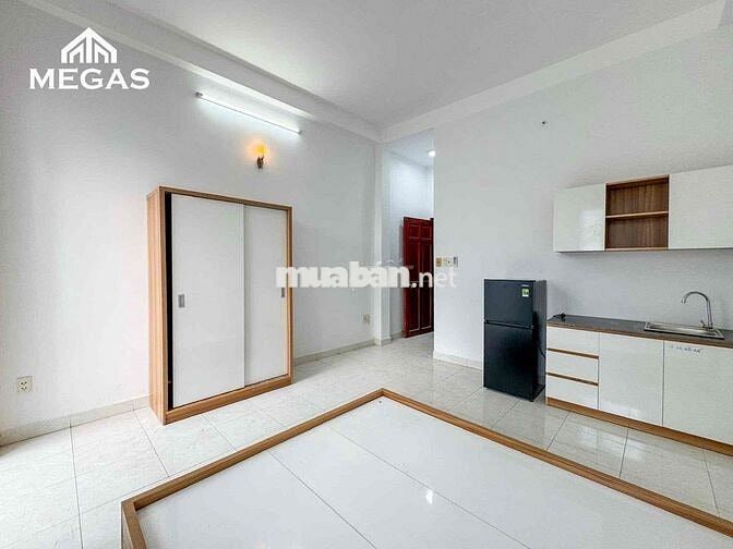 Trống Sẵn Studio Ban Công Thoáng Mát Đầy Đủ NT Ngay Công Viên Làng Hoa