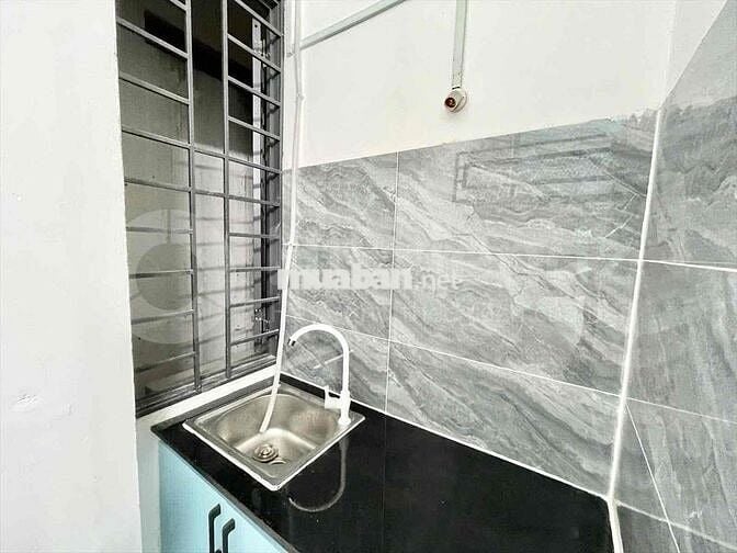 DUPLEX SẴN MÁY LẠNH GẦN ĐH VĂN LANG - MỸ THUẬT - IUH Ở ĐƯỢC 2-3 NGƯỜI