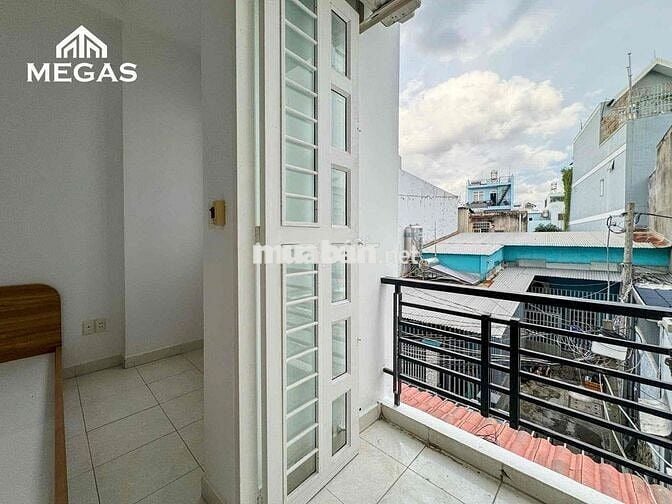 Trống Sẵn Studio Ban Công Thoáng Mát Đầy Đủ NT Ngay Công Viên Làng Hoa