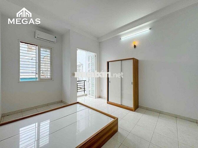 Trống Sẵn Studio Ban Công Thoáng Mát Đầy Đủ NT Ngay Công Viên Làng Hoa