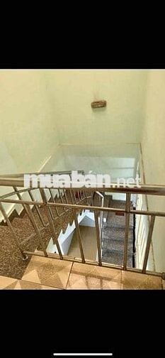 nhà 1lầu 2pn 2wc có ban công đ 47 gần chùa ưu đàm