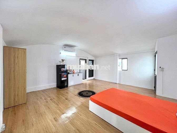 cho thuê phòng studio ban công giá rẻ Quận 10 gần đại học Hoa Sen HSU