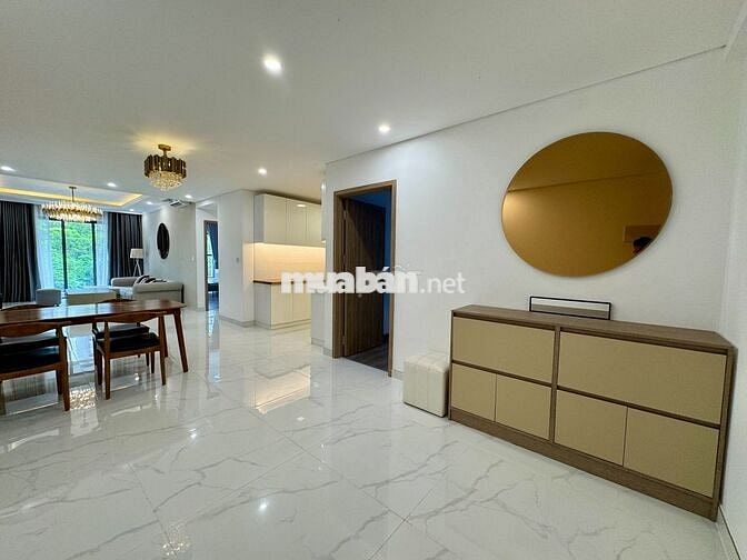 Sky Villa xe hơi lên tận nhà diện tích lớn 215m2 4PN giá 33tr, full nt