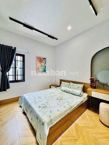 Nhà Trương Định cần sang tên ngay, thương lượng 3tỷ560, 79m2 vuông vức