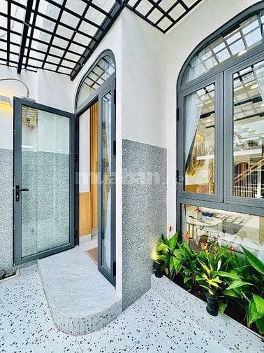 Nhà Trương Định cần sang tên ngay, thương lượng 3tỷ560, 79m2 vuông vức