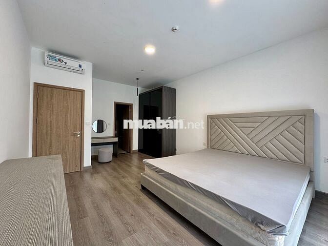 Sky Villa xe hơi lên tận nhà diện tích lớn 215m2 4PN giá 33tr, full nt
