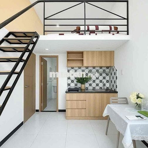 Trống sẵn nhiều phòng gác đẹp ngay đường Nguyễn Thị Thập