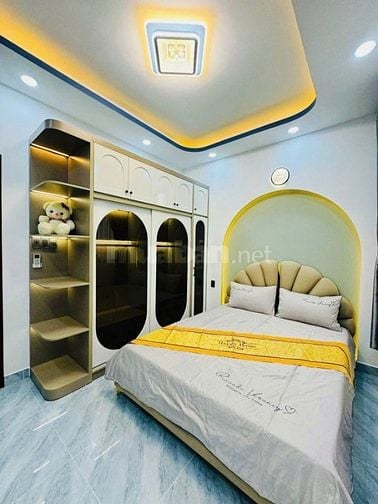 ĐỊNH CƯ BÁN GẤP NHÀ PHẠM VĂN CHÍ - QUẬN 6 GIÁ 4 TỶ 300 GẦN CHỢ LỚN SHR