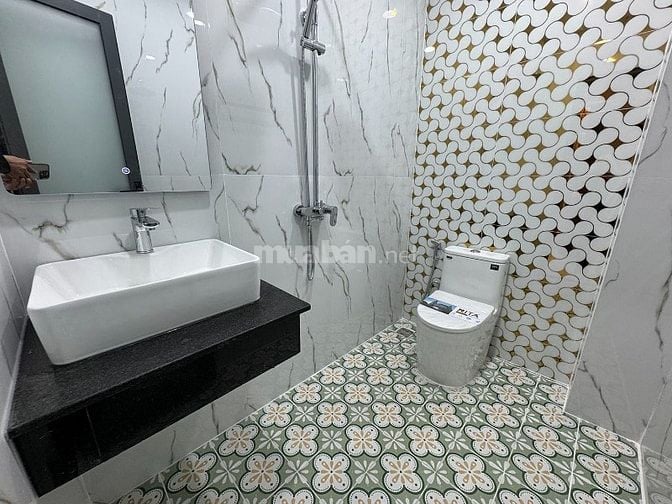 2lầu (4,7mx11m=51,7m2) mặt tiền thụt (sát, liền kề m.tiền) Ngô Đức Kế