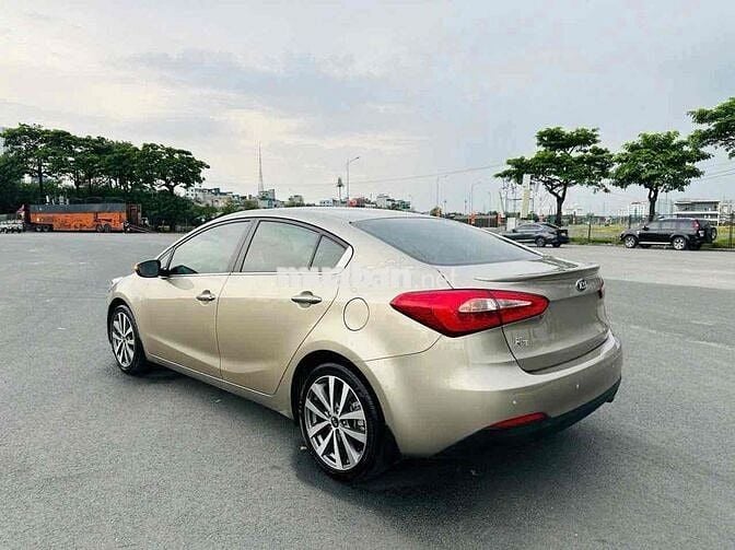 Kia K3 2014 1.6 AT - 82000 km