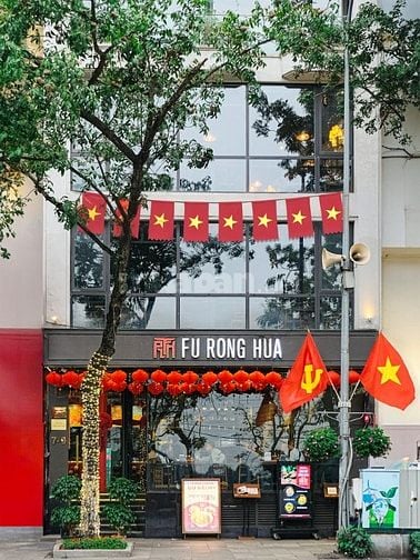 Tuyển dụng nhân viên Nhà hàng Trung Hoa