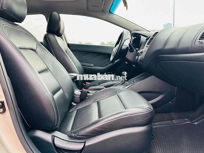 Kia K3 2014 1.6 AT - 82000 km