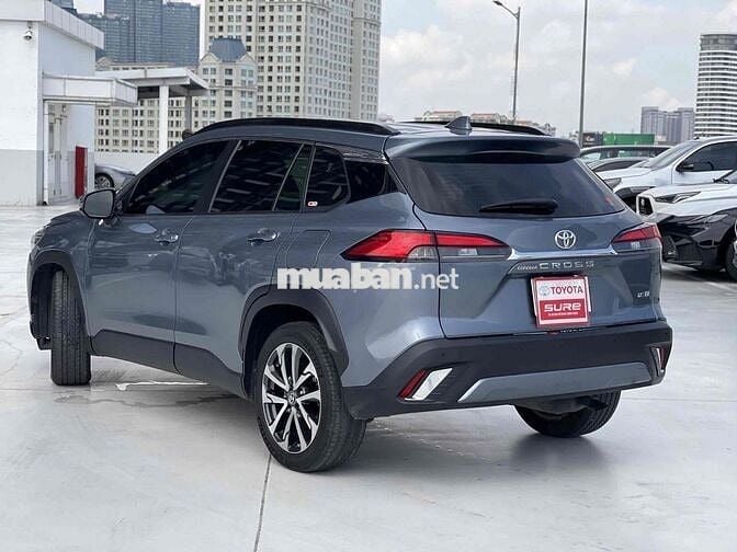 Toyota Corolla Cross 2021 1.8V - 5c tự động HÃNG