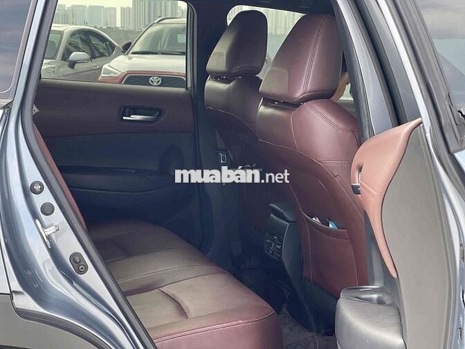 Toyota Corolla Cross 2021 1.8V - 5c tự động HÃNG