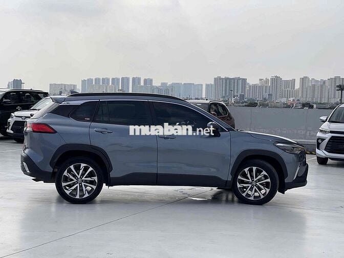 Toyota Corolla Cross 2021 1.8V - 5c tự động HÃNG