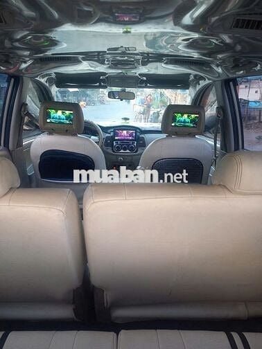 Toyota Innova 2015 2.0E - 145000 km