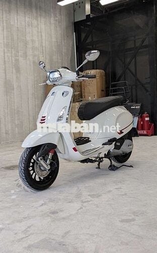 Bán Vespa Sprint - Trắng sang trọng, đăng ký 2020