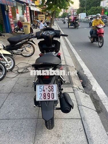 Air blade FI full Thái 2010 mới 90% Bstp chính chủ