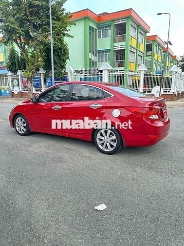 Hyundai Accent 2012 1.4 AT